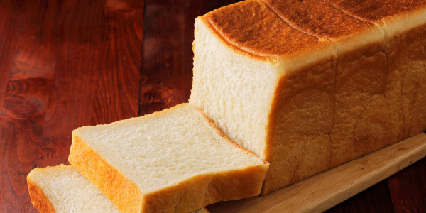 食パンの品質を確保するために欠かせない製パン機械とは